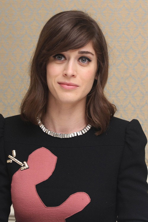 Lizzy Caplan
