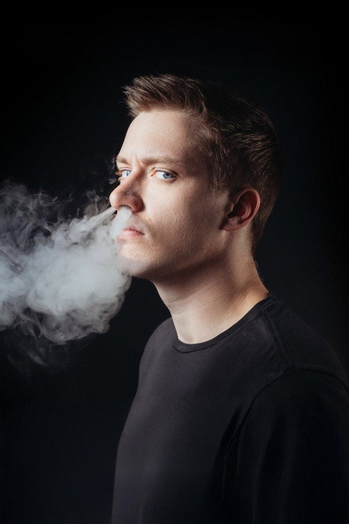 Pôster oficial de Daniel Sloss: Hubris (2024) - Comédia