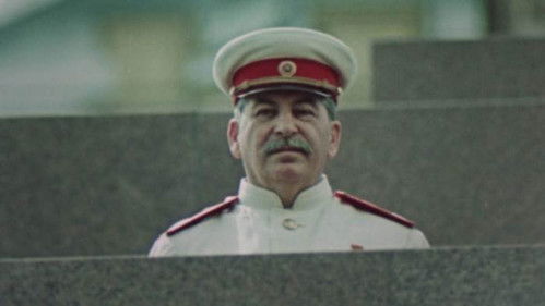 Escena del episodio 3 de la temporada 1 de Apocalipsis: Stalin