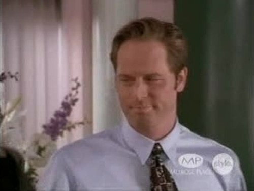 Escena del episodio 6 de la temporada 6 de la serie Melrose Place