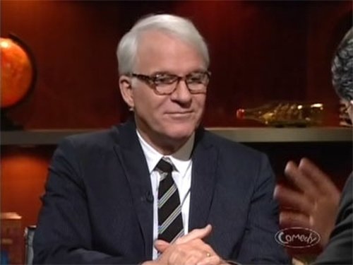 Escena del episodio 19 de la temporada 5 de la serie The Colbert Report
