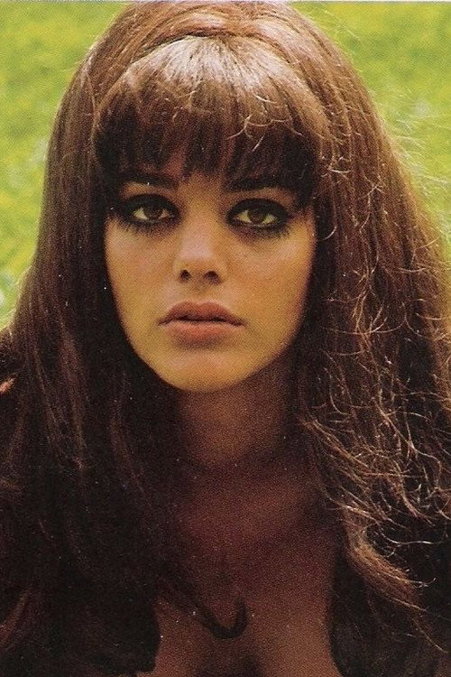 Tina Aumont