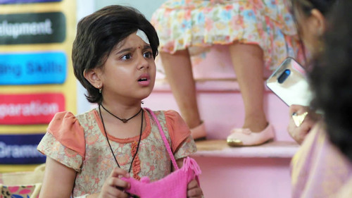 Doree In a Tight Spot!