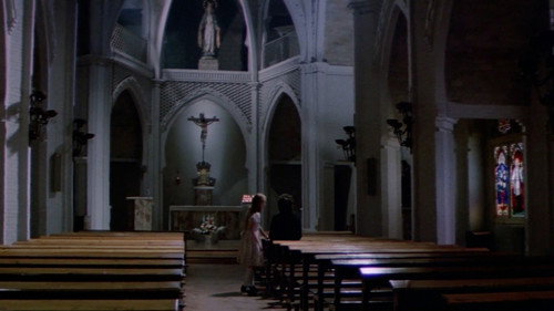 Rings of Fear — still 5