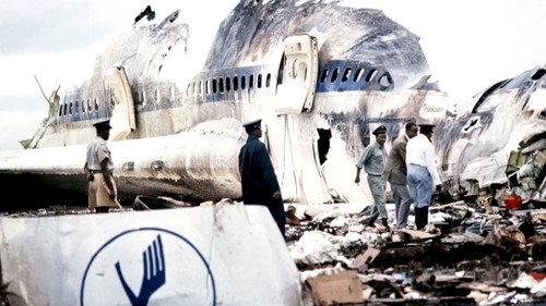 The Two Lives of Lufthansa still