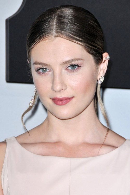 Zoe Levin