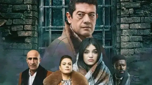 Larmes de Loulia - Season 1 Backdrop Blur