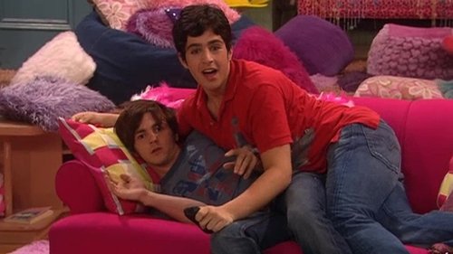 Escena del episodio 18 de la temporada 4 de la serie Drake y Josh