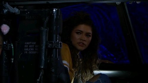 Escena del episodio 3 de la temporada 3 de la serie K.C. Agente especial