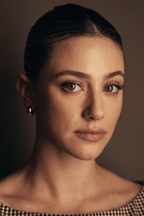 Kép: Lili Reinhart színész profilképe