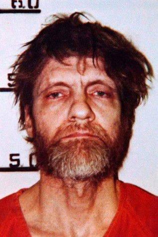 Escena 2 de Santo Contra los Clones