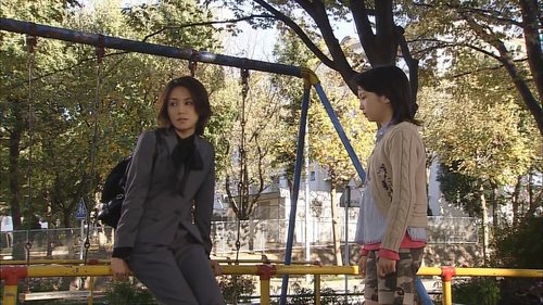 Escena del episodio 6 de la temporada 1 de la serie Una Madre de 14 Años