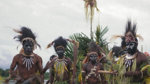 Sukundimi Walks Before Me