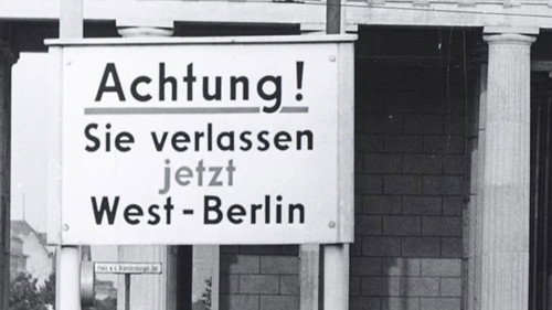 Nedtælling til 1961 - Opførelsen af Berlinmuren Backdrop Blur