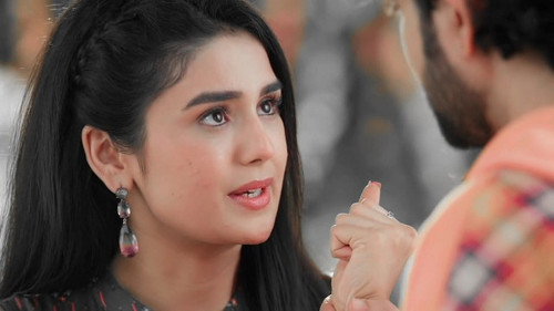 Ruhi to be surrogate for Armaan and Abhira?
