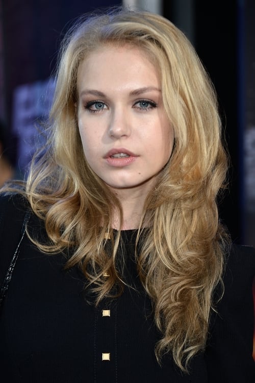 Kép: Penelope Mitchell színész profilképe