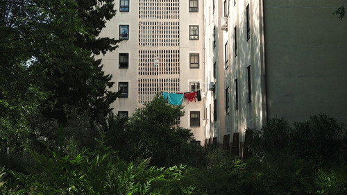 Del barro al barrio still