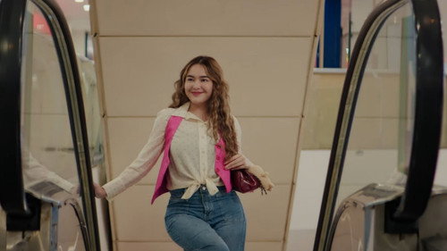 Check Out Sekarang, Pay Later (Caper)