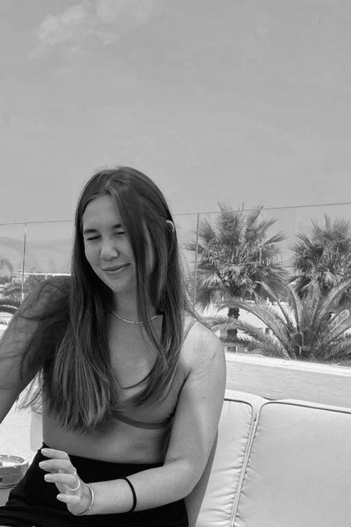Antonella Sarria - صورة 1