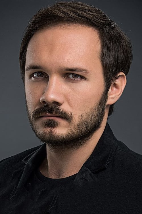 Kép: Deniz Celiloğlu színész profilképe