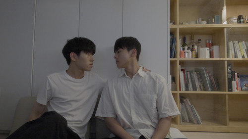 너의 몸에 접속 중...