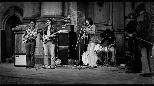 Sumé: The Sound of a Revolution