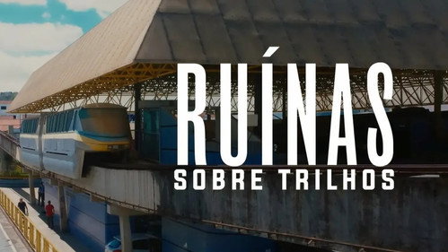 Ruínas Sobre Trilhos Backdrop Blur