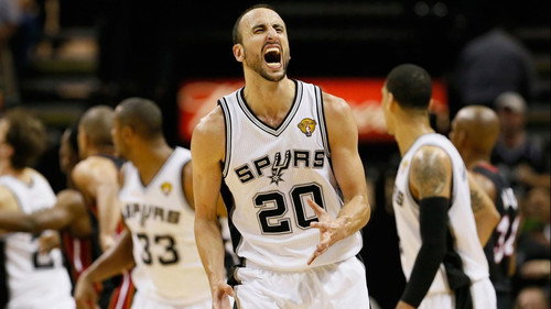 Manu Forever Backdrop Blur