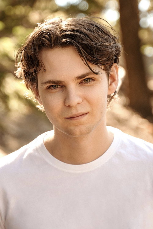 Robbie Kay profile