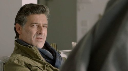 Escena del episodio 1 de la temporada 1 de la serie Tandem