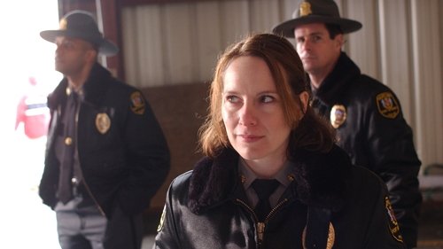 Escena del episodio 2 de la temporada 2 de la serie Bajo escucha