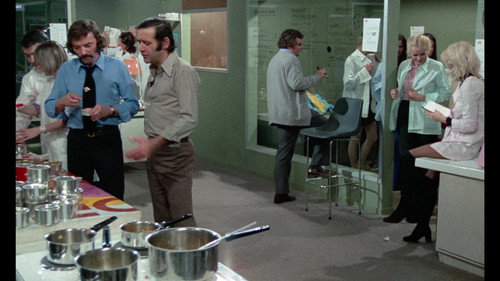 Everybody He Is Nice, Everybody He Is Beautiful