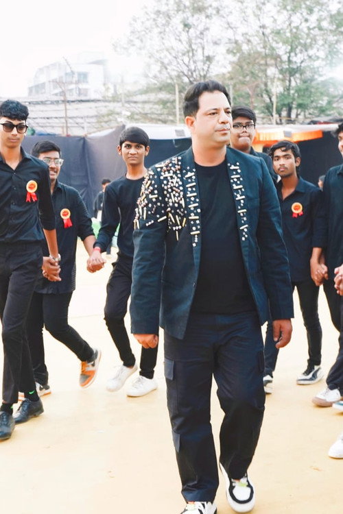 Foto de Kamaal H Khan