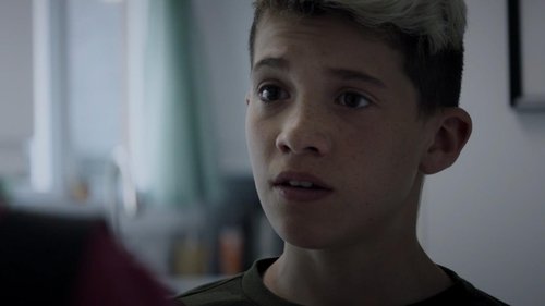 Escena del episodio 12 de la temporada 1 de la serie Le 422