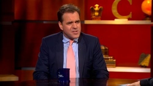 Escena del episodio 17 de la temporada 8 de la serie The Colbert Report