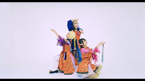 GARNiDELiA - 桃源恋歌 Backdrop Blur