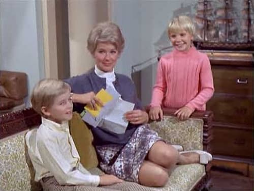 Escena del episodio 9 de la temporada 2 de The Ghost & Mrs. Muir