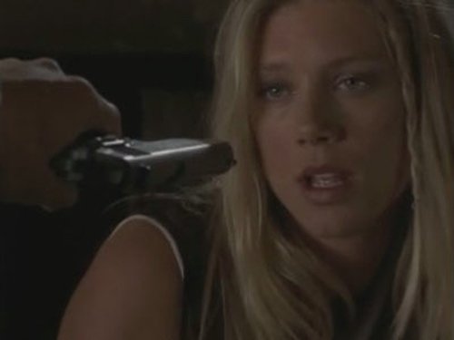 Escena del episodio 10 de la temporada 3 de la serie Nikita