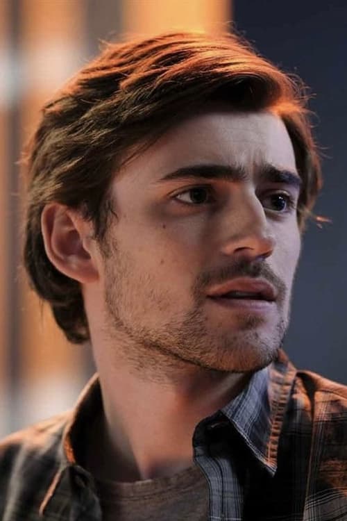 Kép: Charlie Rowe színész profilképe