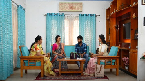 Gopinath, Radhika Go Shopping
