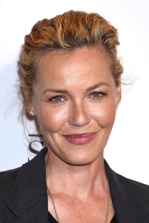 Kép: Connie Nielsen színész profilképe