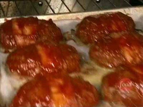 Escena del episodio 7 de la temporada 9 de la serie Diners, Drive-Ins and Dives