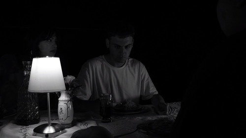 Almorzando entre muertos Backdrop Blur