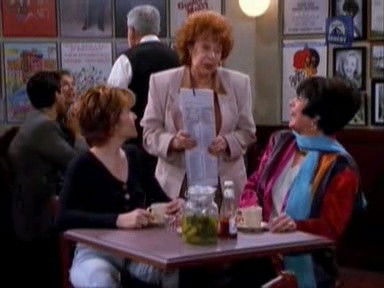 Escena del episodio 22 de la temporada 3 de Caroline in the City