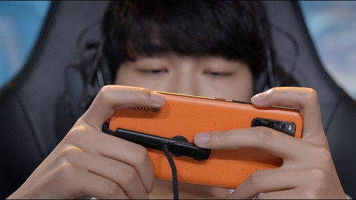 Born to Win: the King Pro League Saga