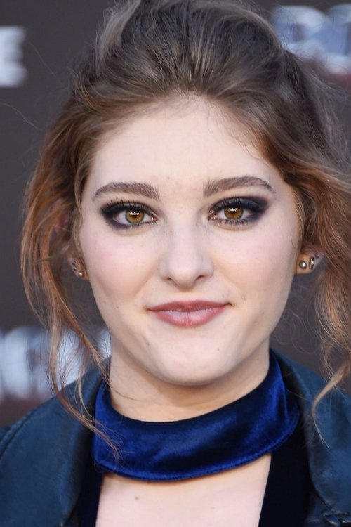 Willow Shields isPrimrose Everdeen