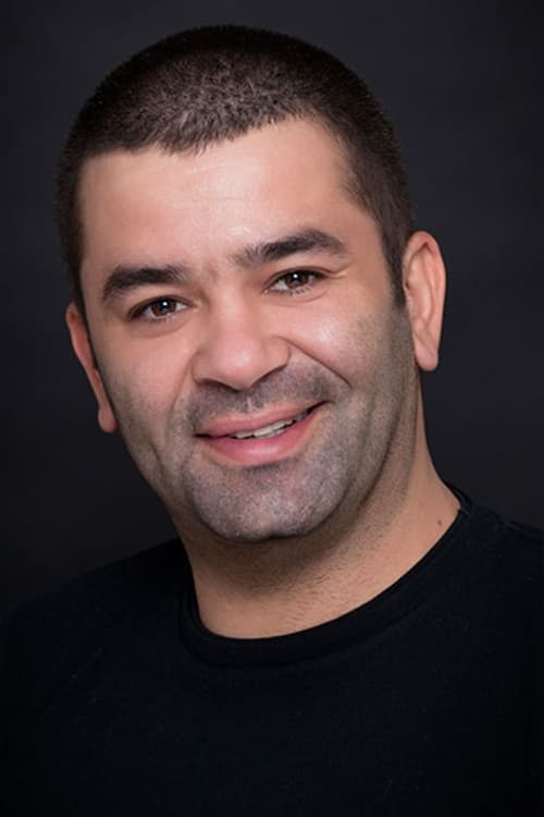 Kép: Bülent Şakrak színész profilképe
