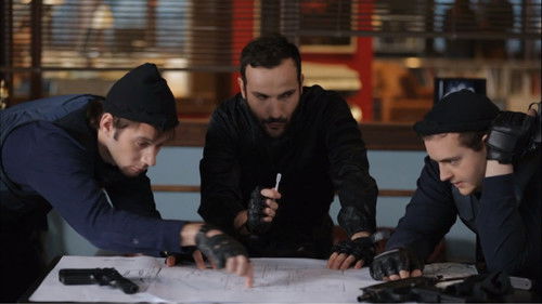 Image de l'épisode Braquage à oiseaux