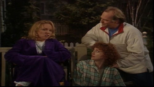 Escena del episodio 20 de la temporada 2 de Grace Under Fire