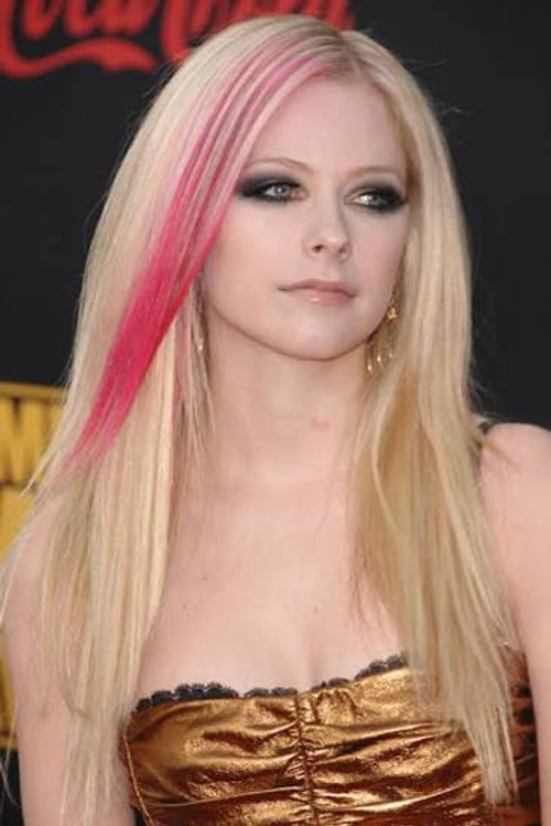 Avril Lavigne photo 9